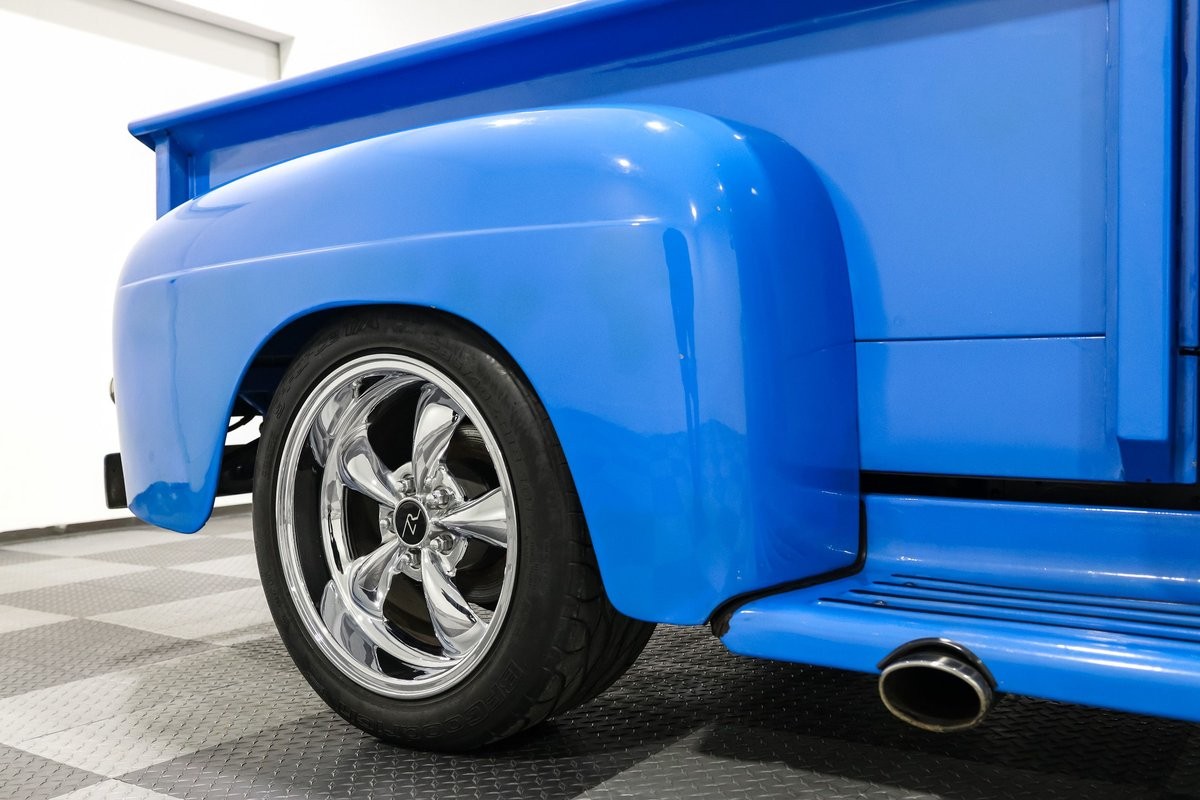 Ford-F1-1951-Pickup-Truck-11