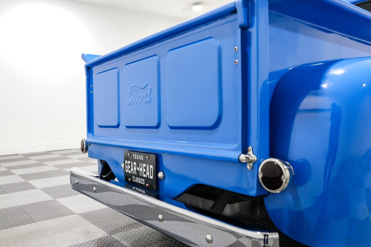 Ford-F1-1951-Pickup-Truck-12