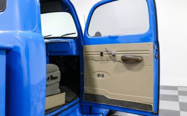 Ford-F1-1951-Pickup-Truck-17