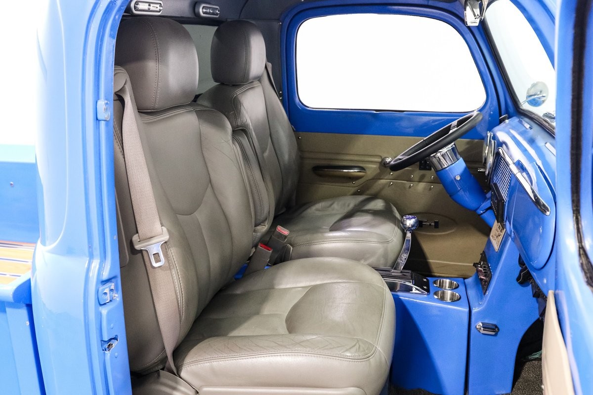 Ford-F1-1951-Pickup-Truck-18