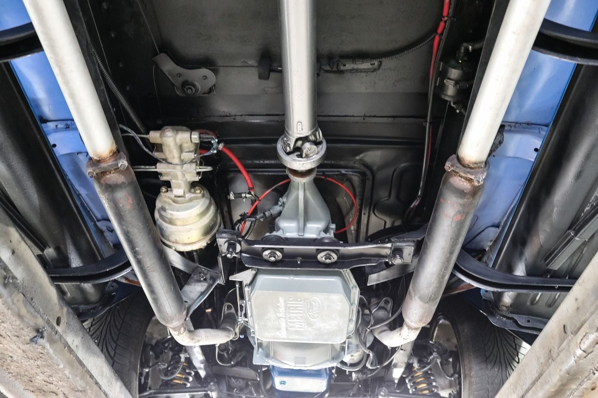 Ford-F1-1951-Pickup-Truck-35