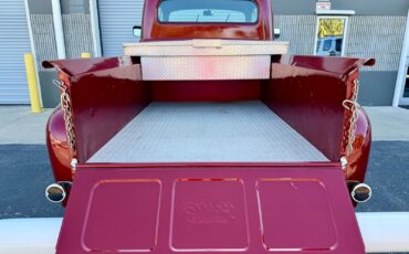 Ford-F1-1951-Pickup-Truck-4