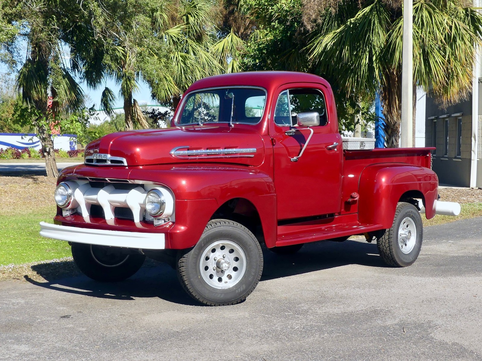 Ford-F1-1951-Pickup-Truck-7