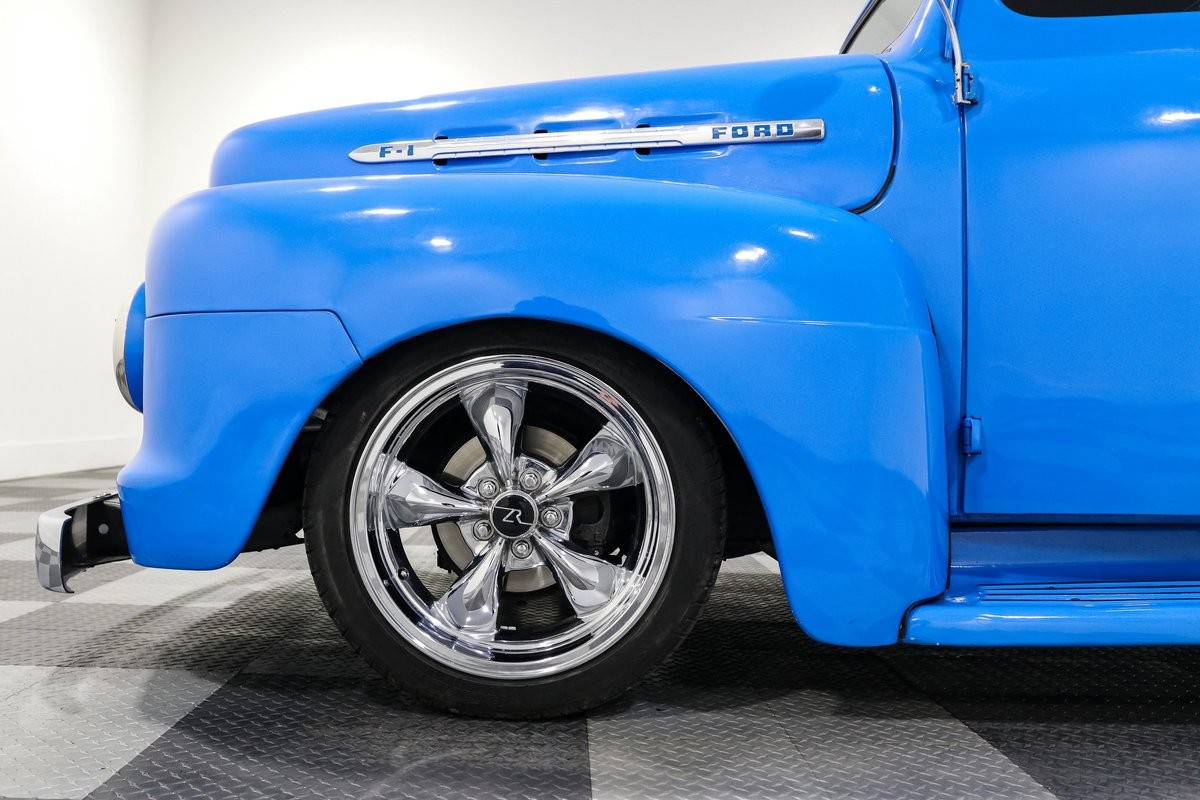 Ford-F1-1951-Pickup-Truck-8