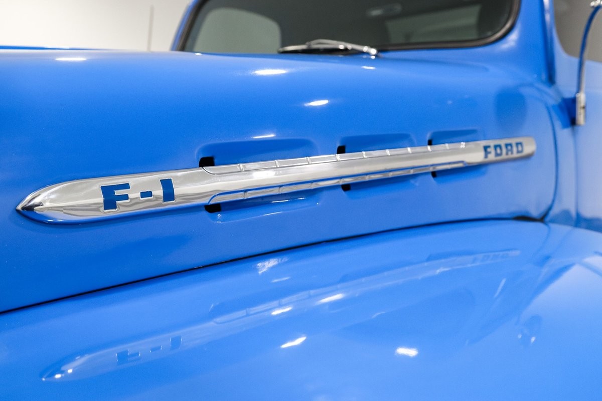 Ford-F1-1951-Pickup-Truck-9