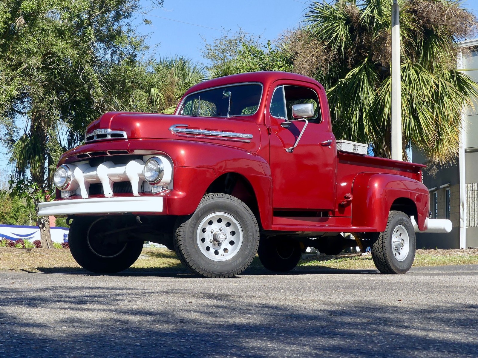 Ford-F1-1951-Pickup-Truck-9