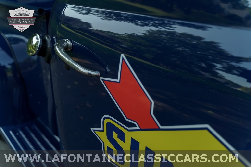 Ford-F1-1952-Pickup-35