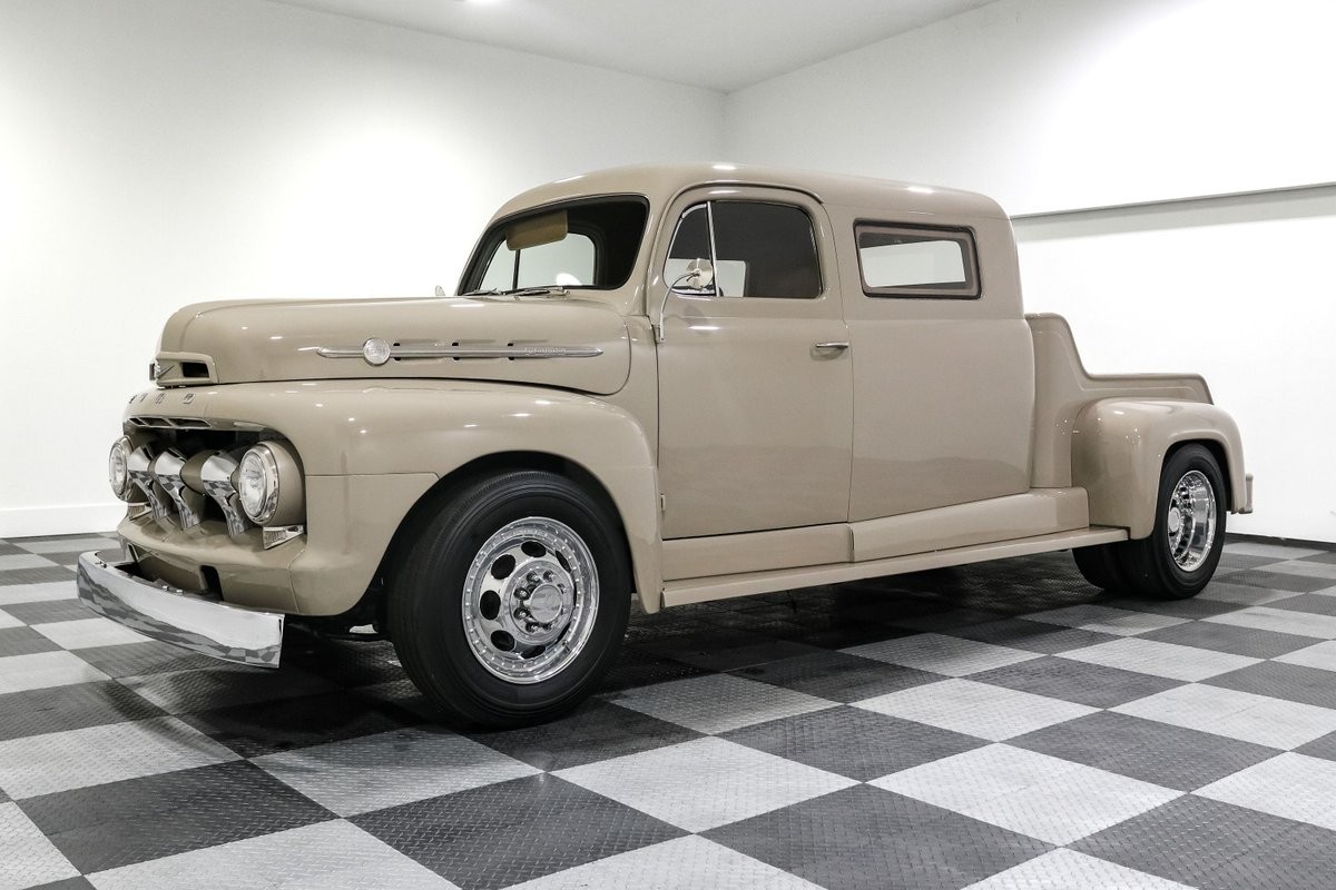 Ford-F1-1952-Pickup-Truck-2