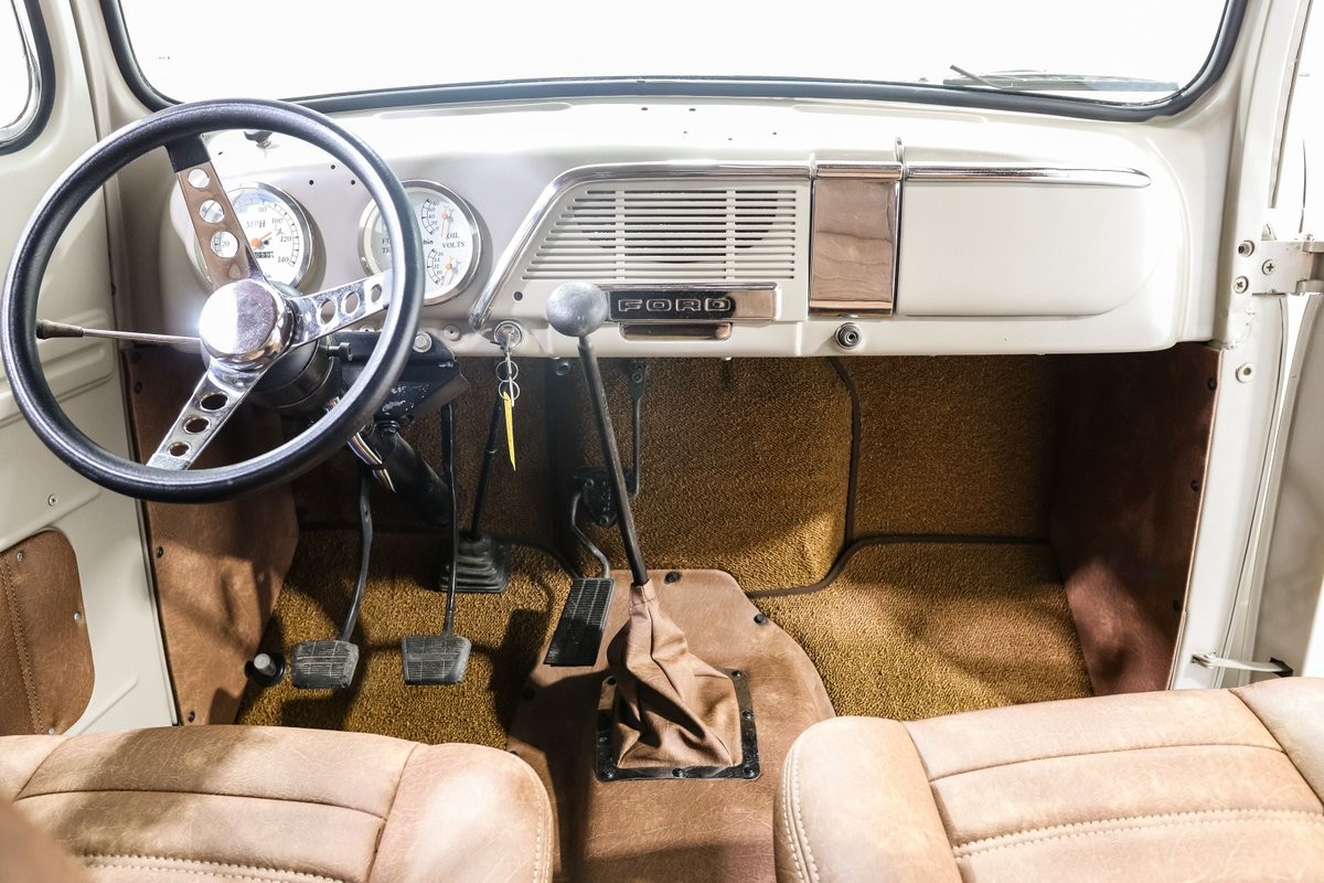 Ford-F1-1952-Pickup-Truck-20