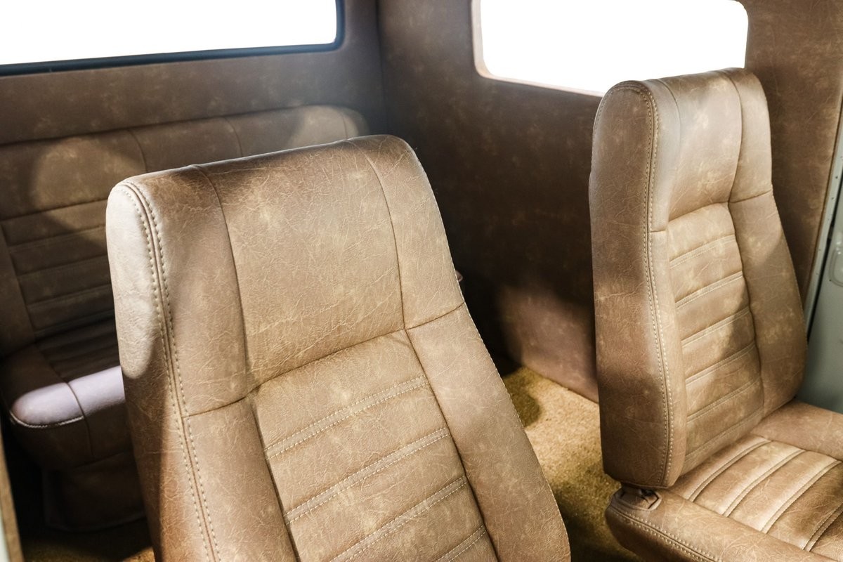 Ford-F1-1952-Pickup-Truck-21