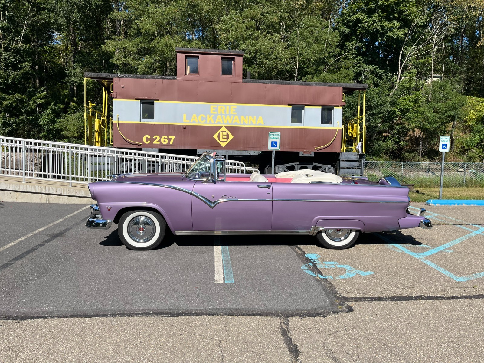 Ford-Fairlane-1955-Convertible-7
