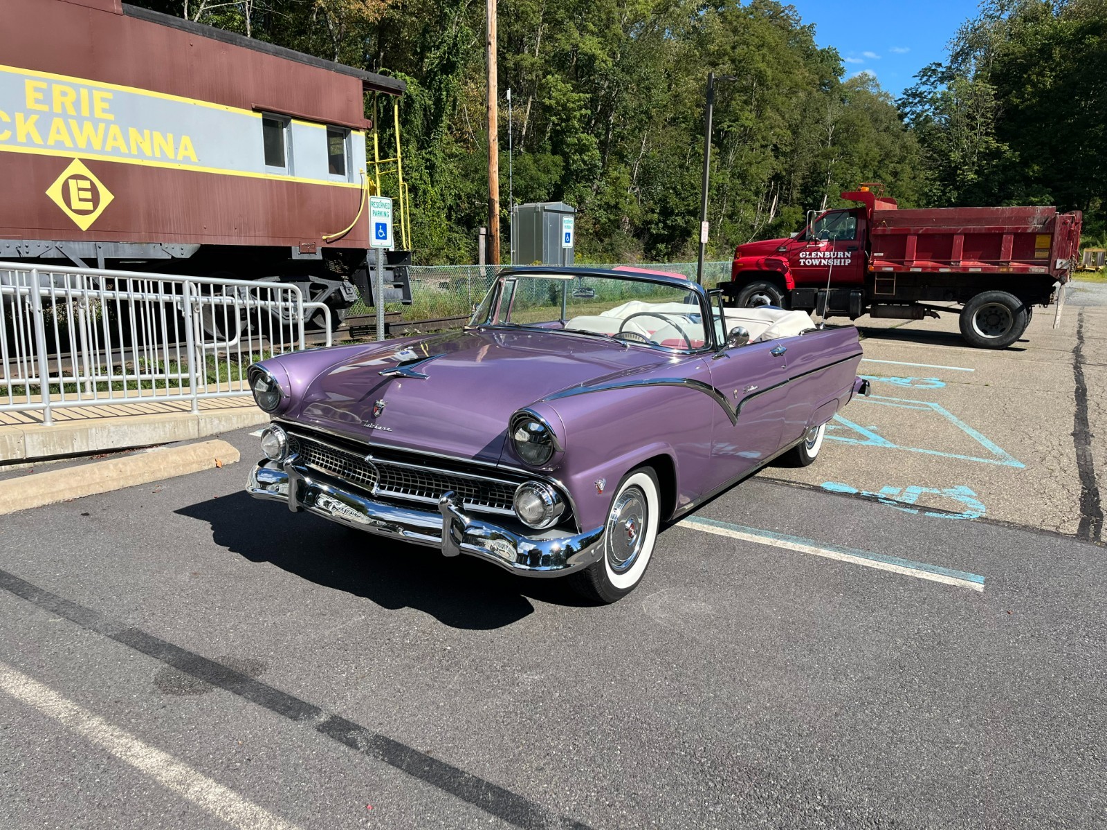 Ford-Fairlane-1955-Convertible-8