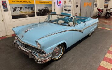 Ford-Fairlane-1956-1