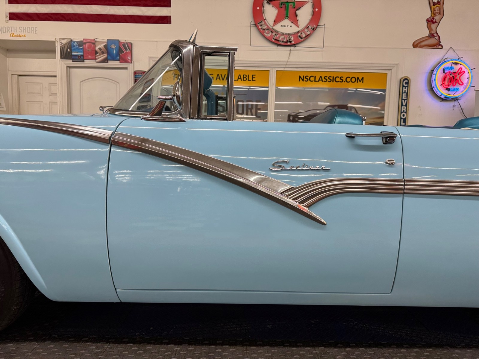 Ford-Fairlane-1956-19