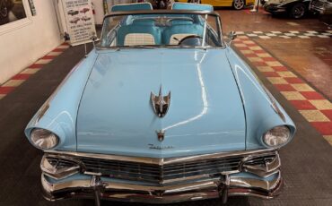 Ford-Fairlane-1956-6