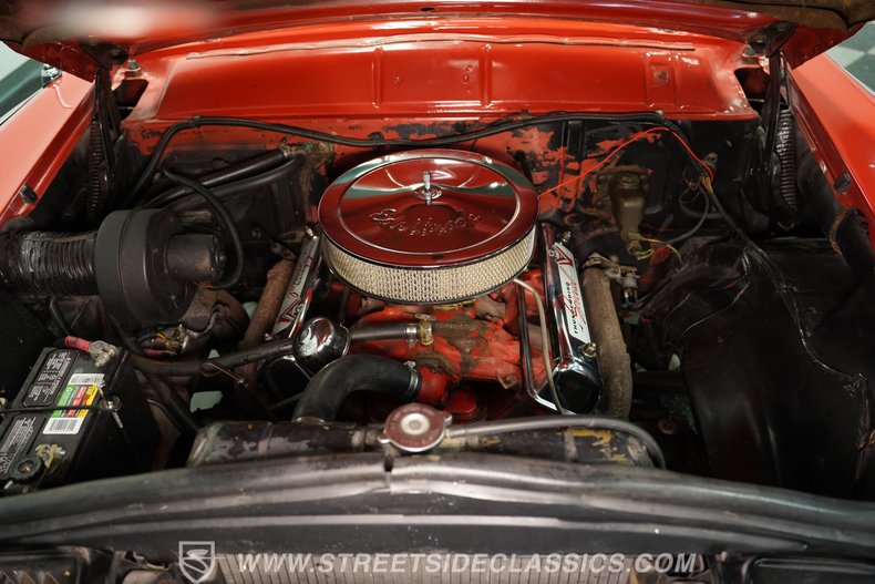 Ford-Fairlane-1956-Red-Gray-2