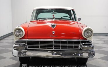 Ford-Fairlane-1956-Red-Gray-24