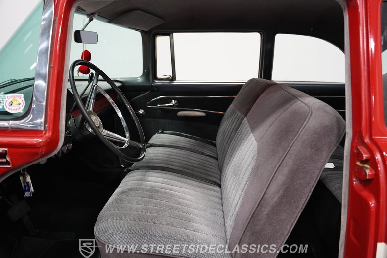 Ford-Fairlane-1956-Red-Gray-39
