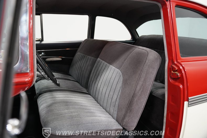 Ford-Fairlane-1956-Red-Gray-46