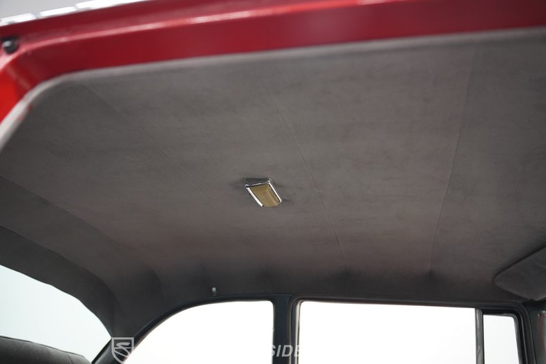 Ford-Fairlane-1956-Red-Gray-9