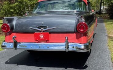 Ford-Fairlane-1956-Sedan-12