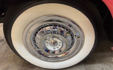 Ford-Fairlane-1956-Sedan-15