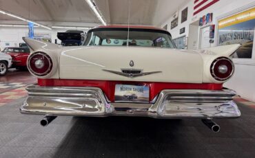 Ford-Fairlane-1957-15