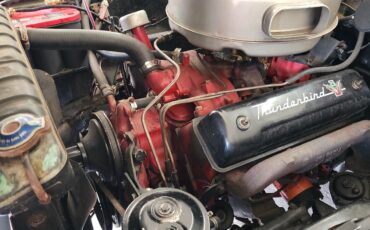 Ford-Fairlane-1957-37