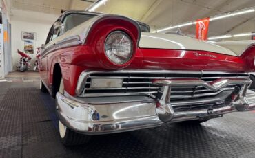 Ford-Fairlane-1957-9