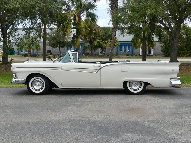 Ford-Fairlane-1957-Colonial-White-White-13