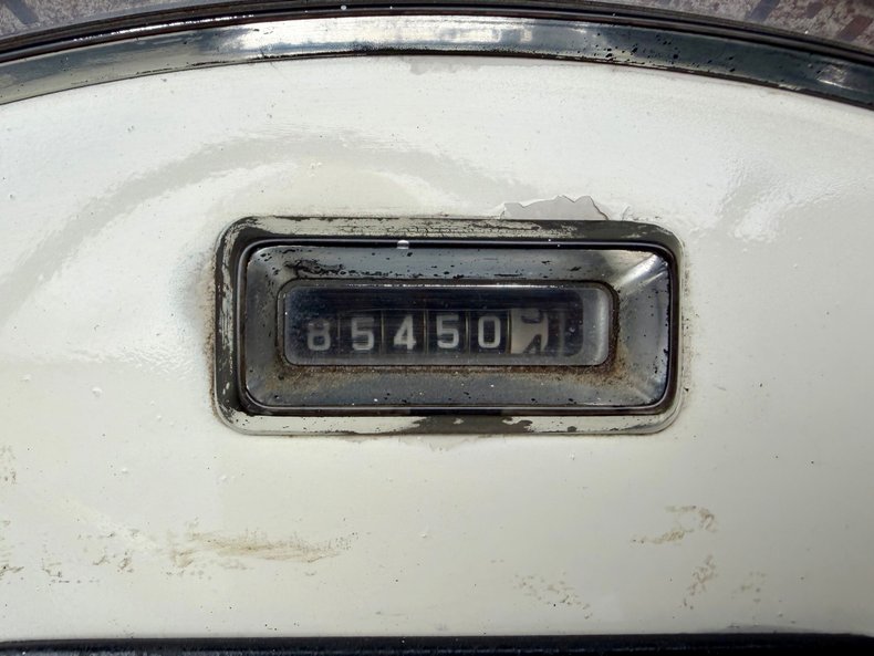 Ford-Fairlane-1957-Colonial-White-White-28