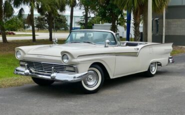 Ford-Fairlane-1957-Colonial-White-White-3
