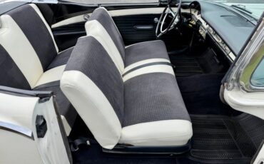 Ford-Fairlane-1957-Colonial-White-White-33