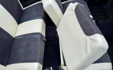 Ford-Fairlane-1957-Colonial-White-White-38