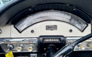 Ford-Fairlane-1957-Colonial-White-White-49