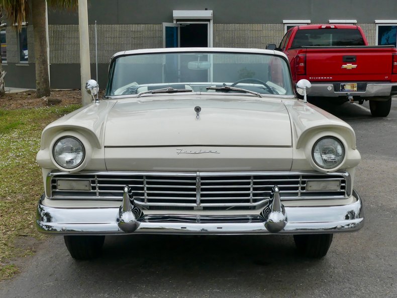 Ford-Fairlane-1957-Colonial-White-White-6
