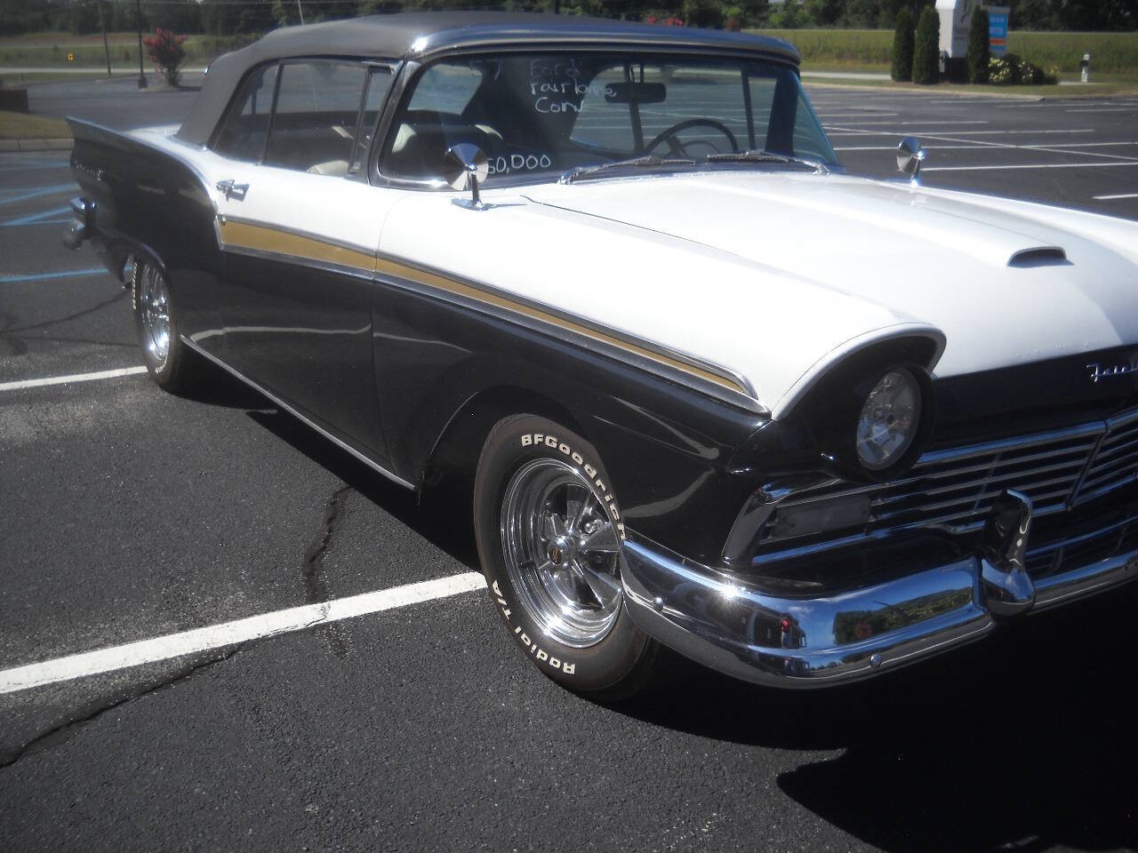 Ford Fairlane 1957 Convertible