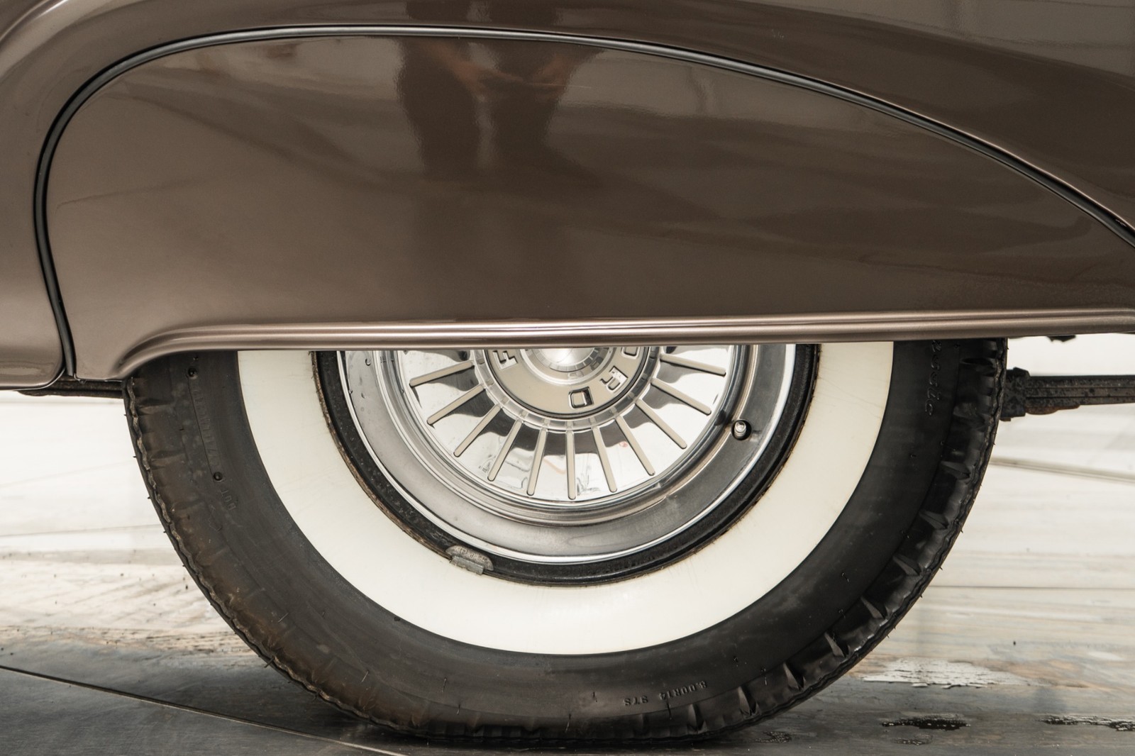 Ford-Fairlane-1957-Coupe-10