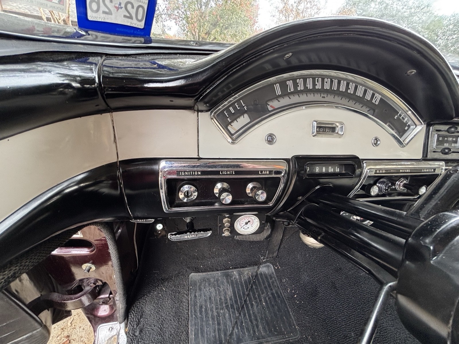 Ford-Fairlane-1957-Coupe-25