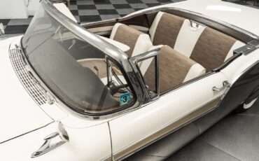 Ford-Fairlane-1957-Coupe-34