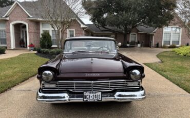 Ford-Fairlane-1957-Coupe-4