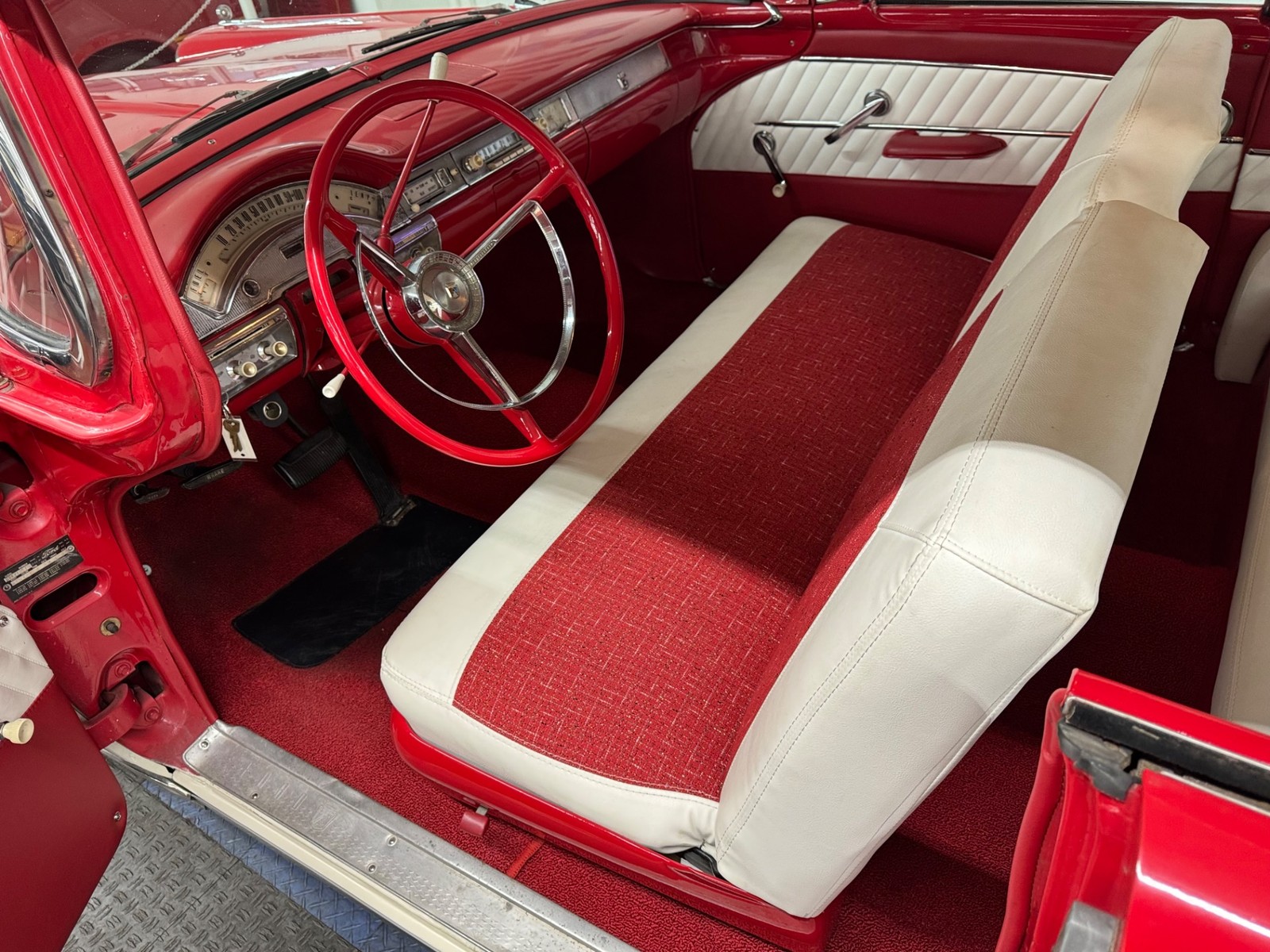 Ford-Fairlane-1958-2-Door-14