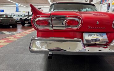 Ford-Fairlane-1958-2-Door-17
