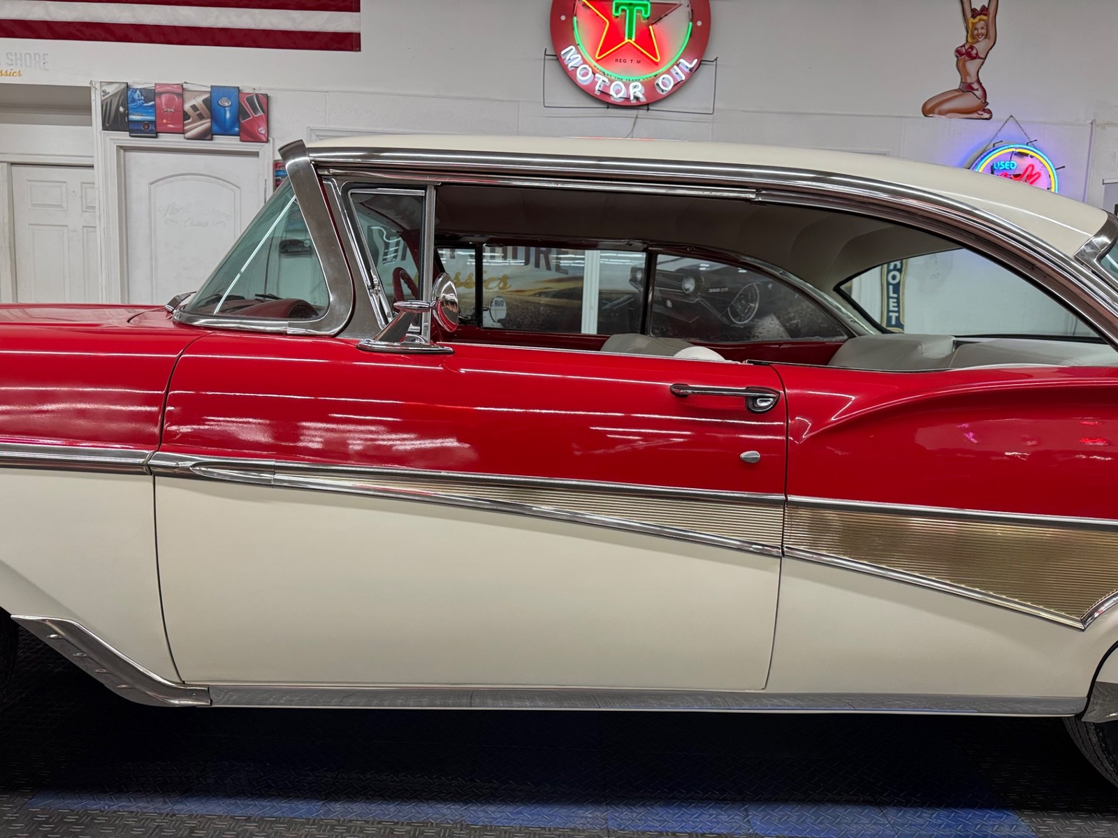 Ford-Fairlane-1958-2-Door-27