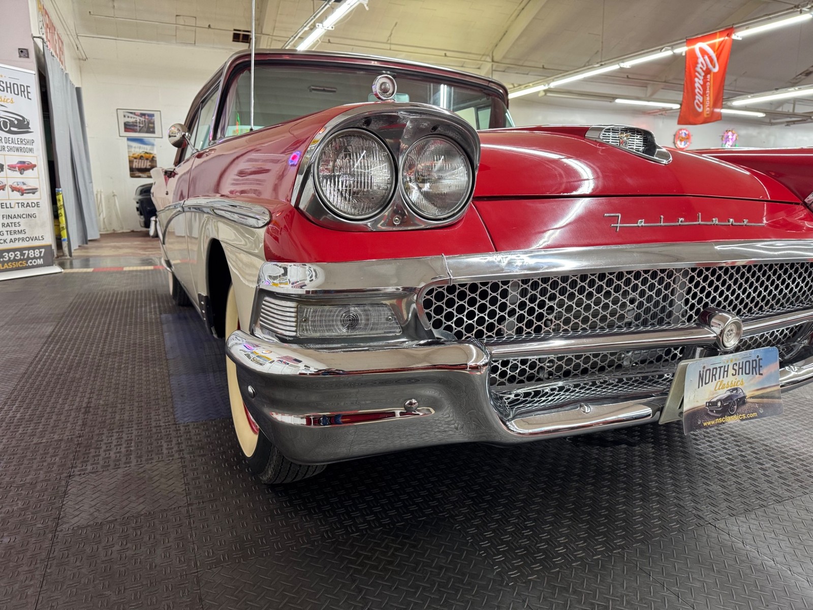 Ford-Fairlane-1958-2-Door-9