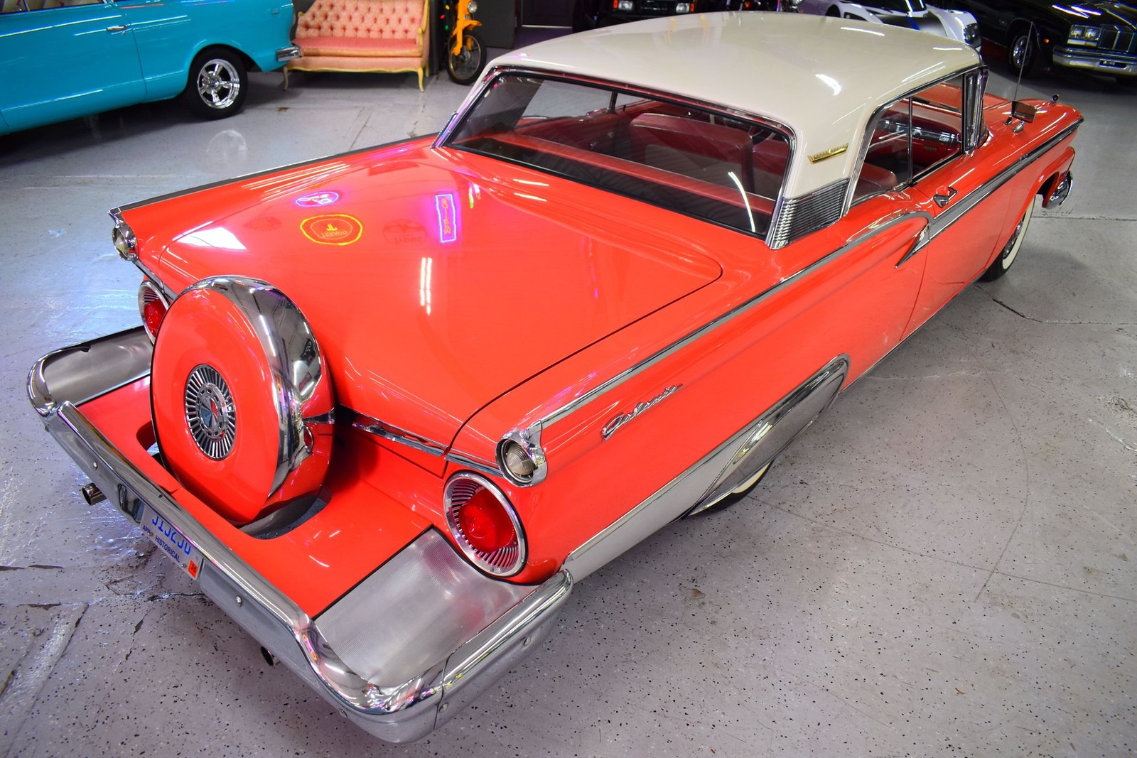 Ford-Fairlane-1959-Coupe-11