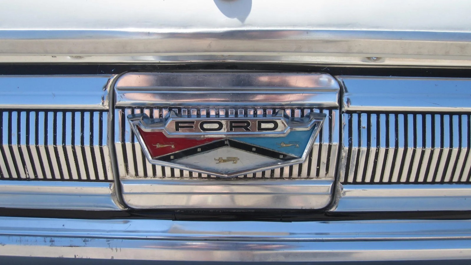 Ford-Fairlane-1963-Coupe-11