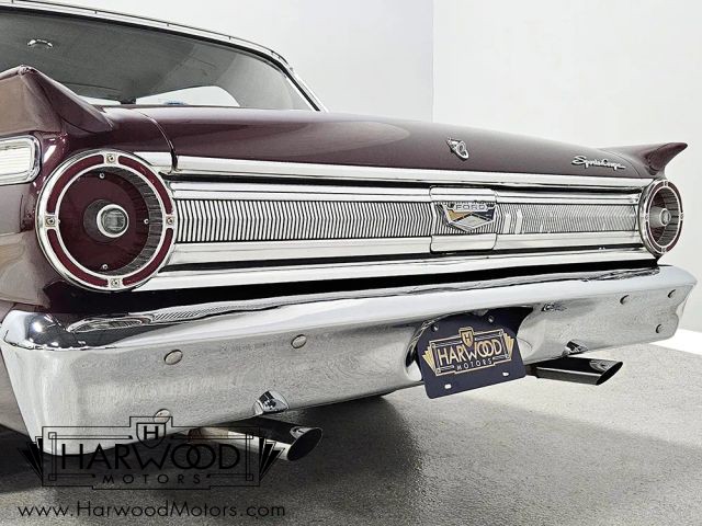 Ford-Fairlane-1963-Coupe-35