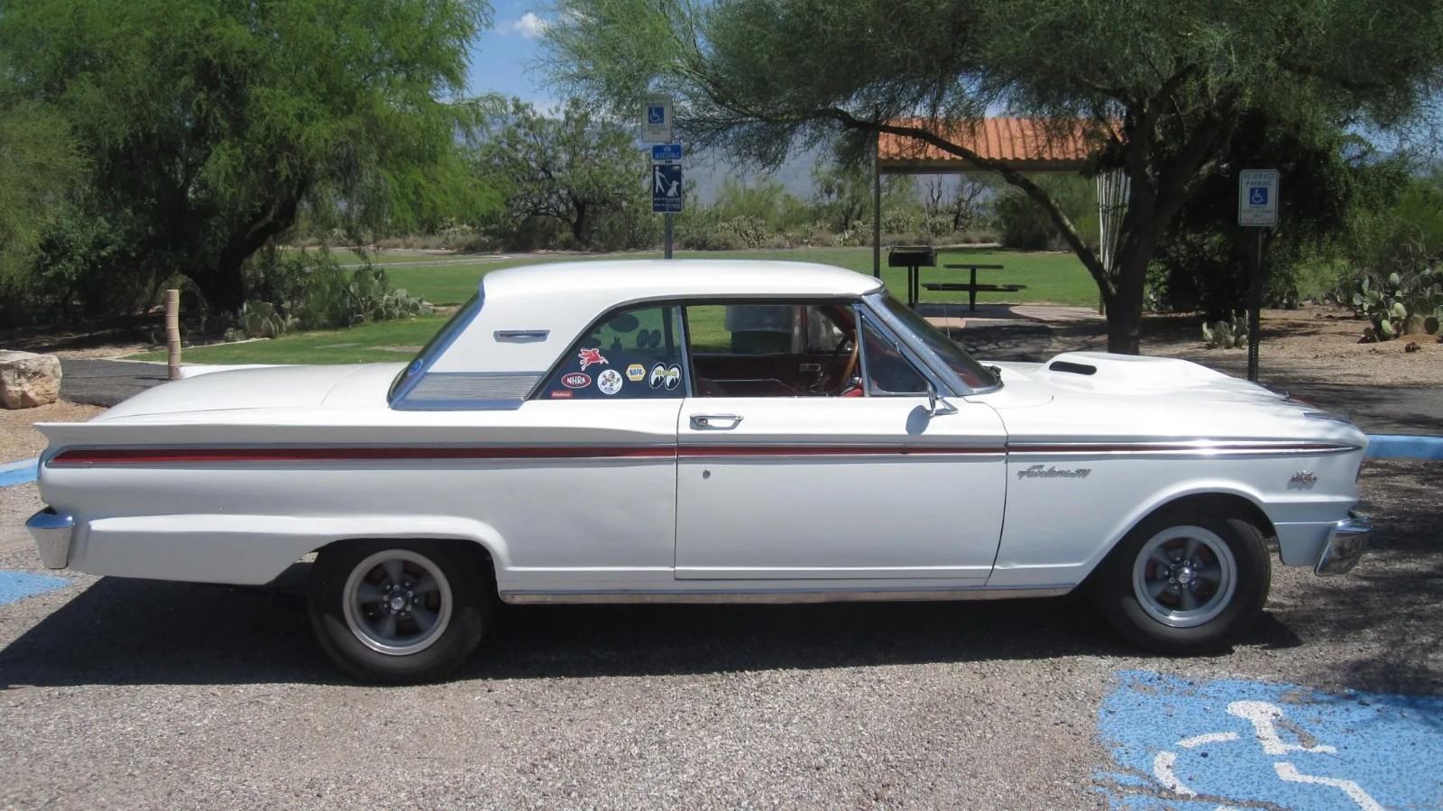 Ford Fairlane 1963 Coupe