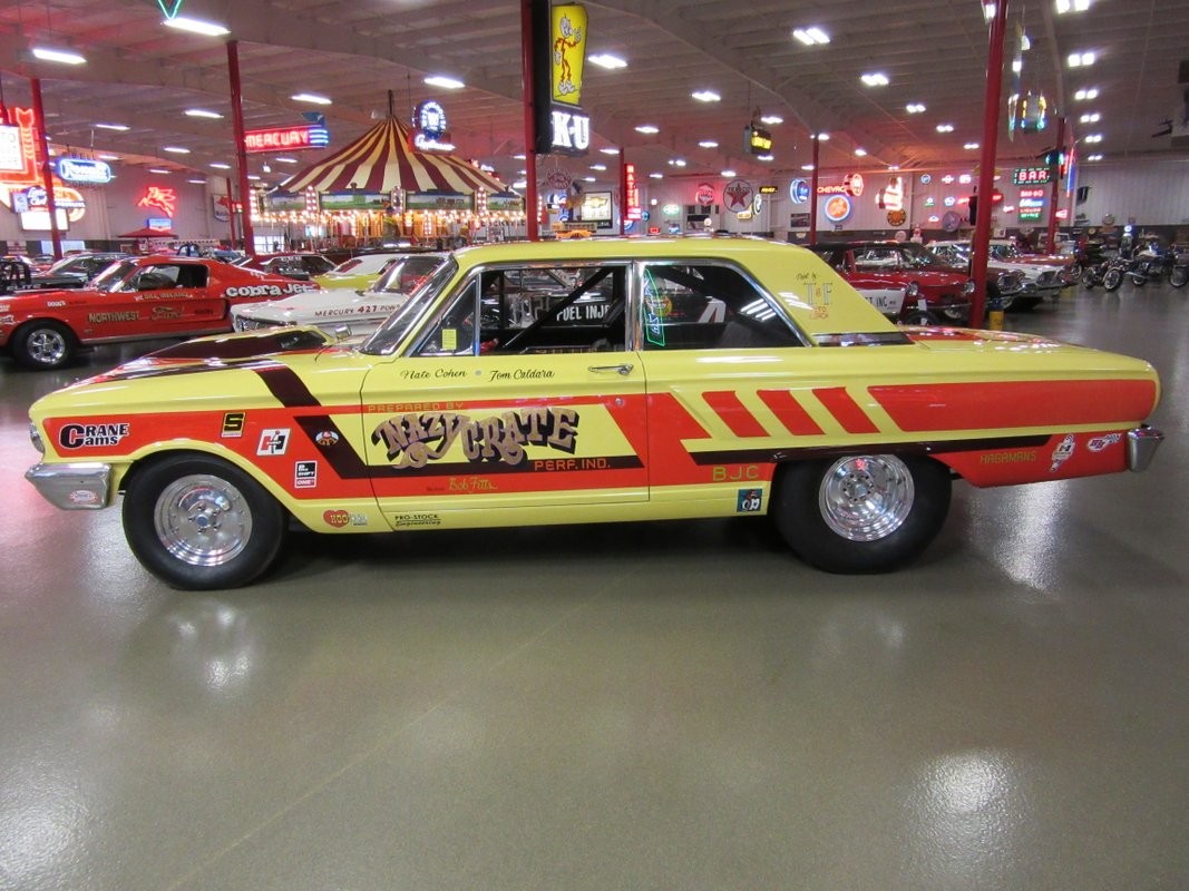 Ford-Fairlane-1964-25